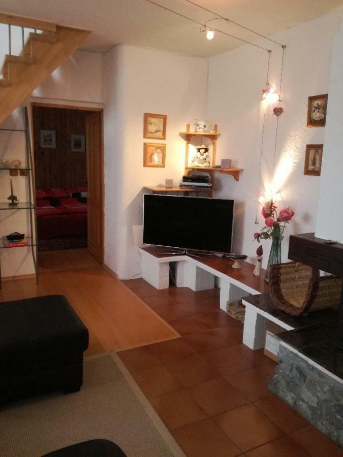 Apartmany Pod Hradem Holstejn Екстер'єр фото