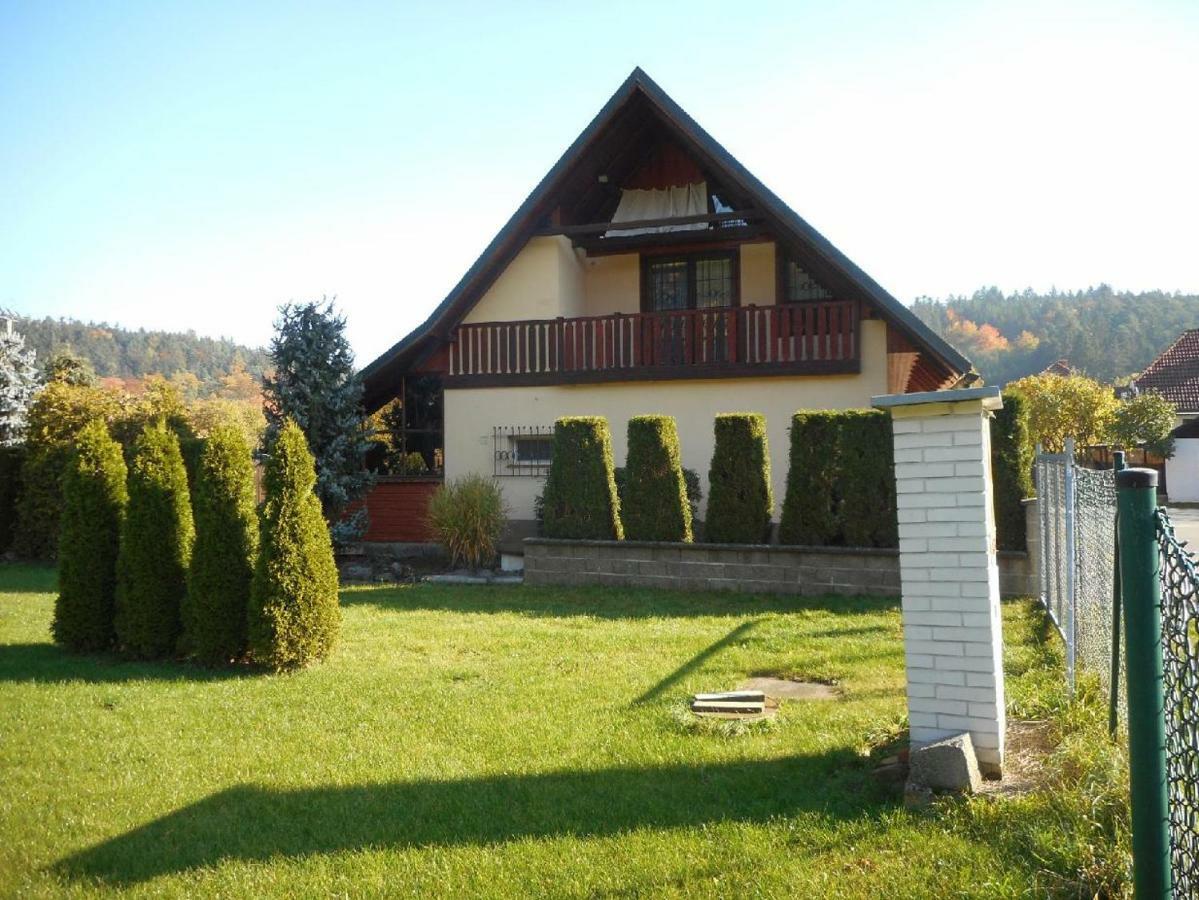 Apartmany Pod Hradem Holstejn Екстер'єр фото